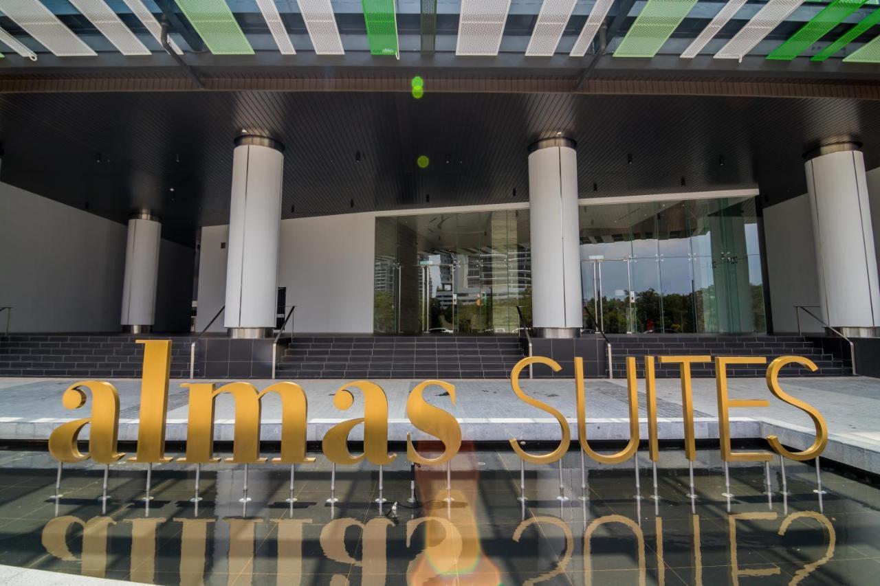 נוסג'יה Almas Suites By Subhome מראה חיצוני תמונה